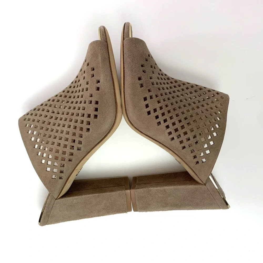 New Diane von Furstenberg Taviano Laser Cut Suede Leather Mule Sandals 6.5 Taupe
